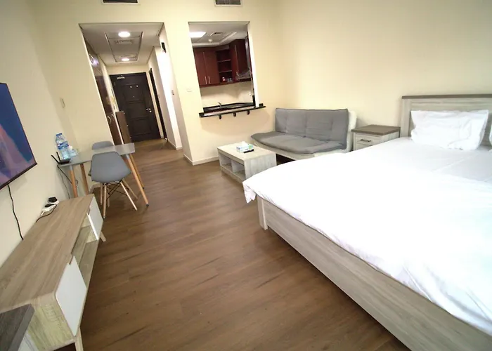 Druvya Holiday Homes, Bld Dg059, Street No,4 Discovery Gardens, Close To The Gardens Metro 3 Minutes Walkable